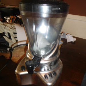 Smoothie Pro 700 Juicer